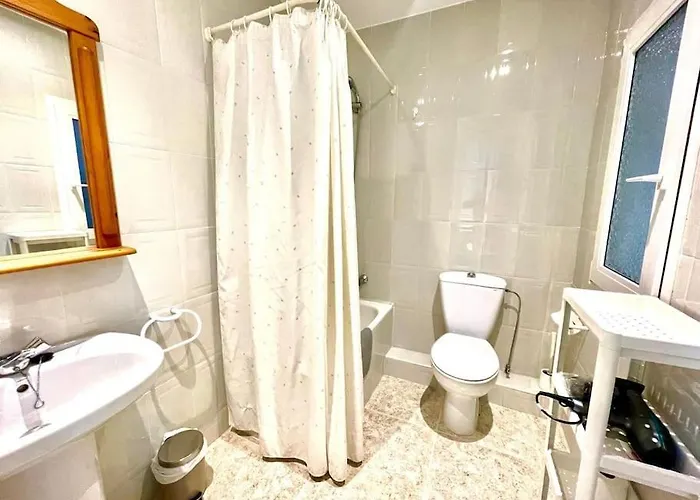 Seahomes Vacations - Centric * Τόσα ντε Μαρ